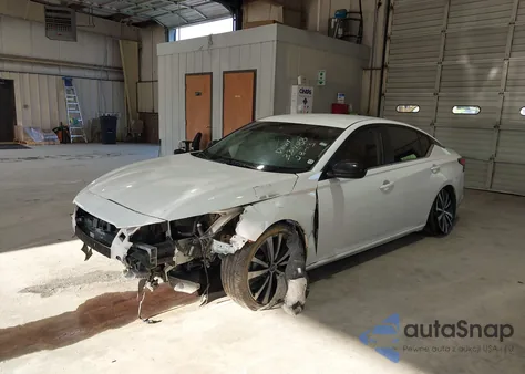 2021 Nissan Altima Sr Fwd z USA, uszkodzony, nr VIN 1N4BL4CV2MN363512